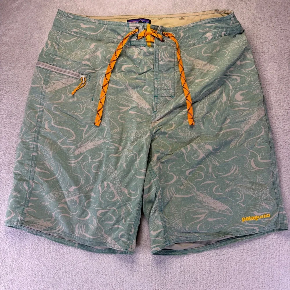 Patagonia Mens Flying Fish Board Shorts Green Grey Swim Trunks Size 30
